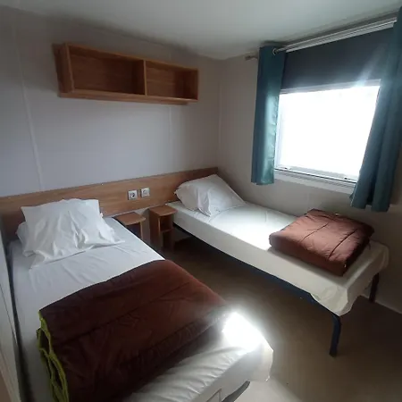 Mobil-home Aventura 2 Par Catherve אתר קמפינג